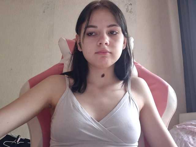 MyrnaPlough live cam on BongaCams