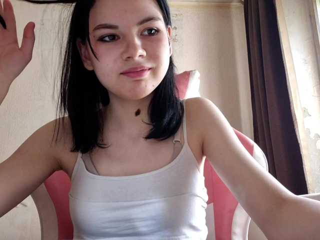 MyrnaPlough live cam on BongaCams