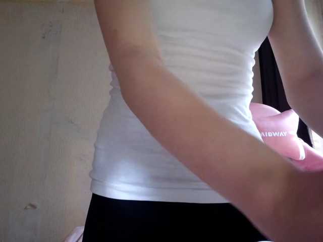 MyrnaPlough live cam on BongaCams
