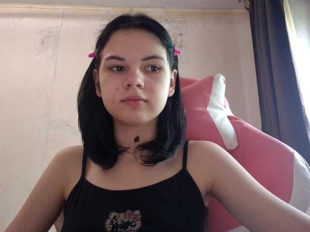 MyrnaPlough live cam on BongaCams