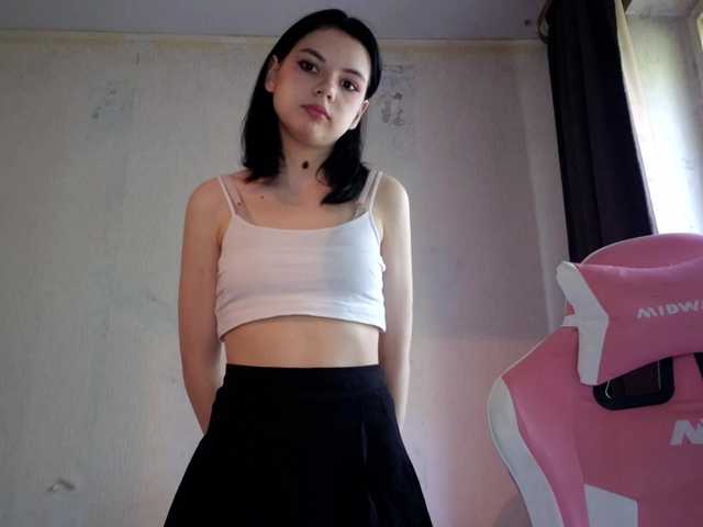 MyrnaPlough live cam on BongaCams