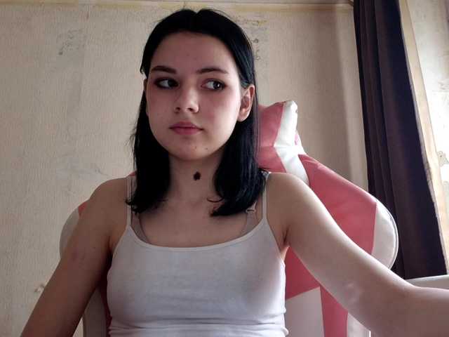 MyrnaPlough live cam on BongaCams