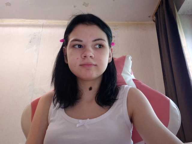 MyrnaPlough live cam on BongaCams