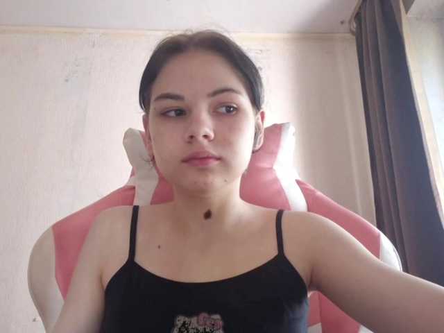 MyrnaPlough live cam on BongaCams