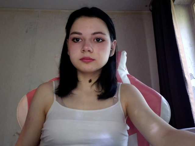 MyrnaPlough live cam on BongaCams