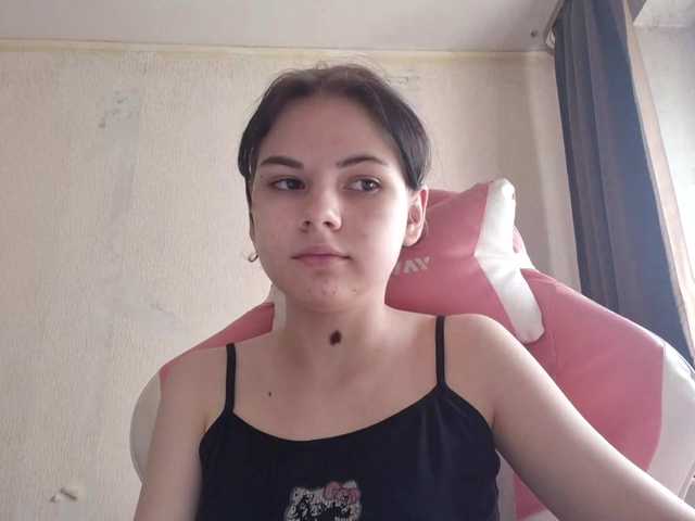 MyrnaPlough live cam on BongaCams