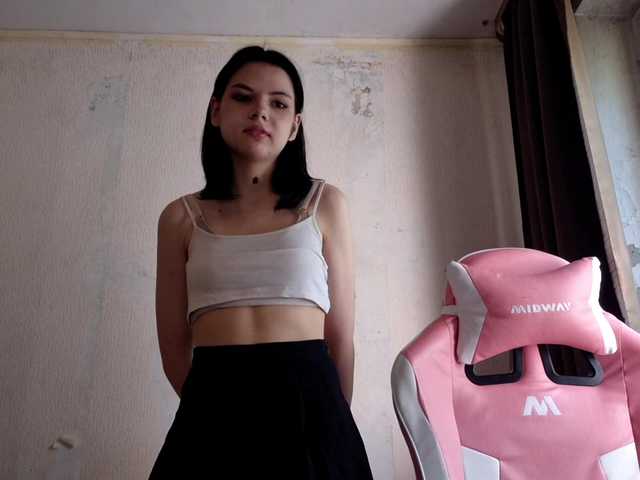 MyrnaPlough live cam on BongaCams