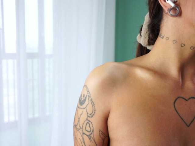 Rawstorm live cam on BongaCams
