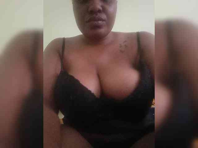 Booby-Queency webcam