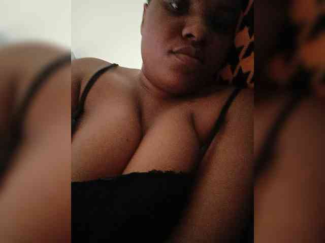 Booby-Queency webcam