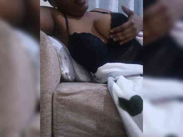 Booby-Queency webcam