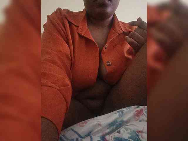 Booby-Queency webcam