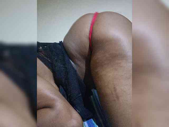 Booby-Queency webcam