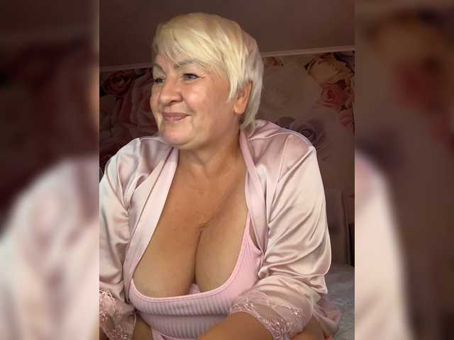 модель laura-milf