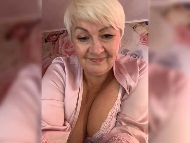 laura-milf live sex show