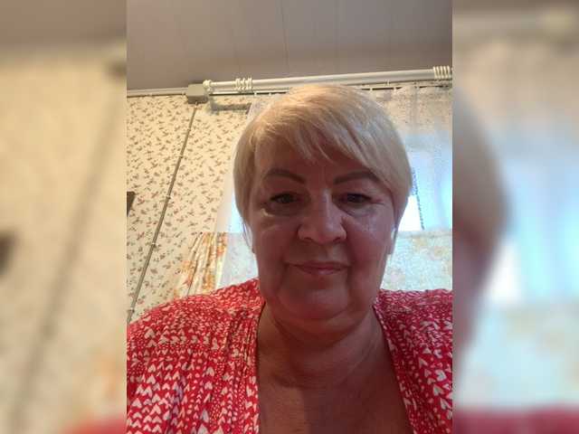 laura-milf live cam