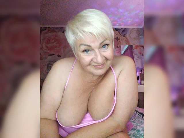 laura-milf live sex show