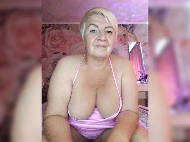 laura-milf live sex show