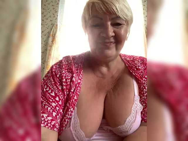 laura-milf webcam