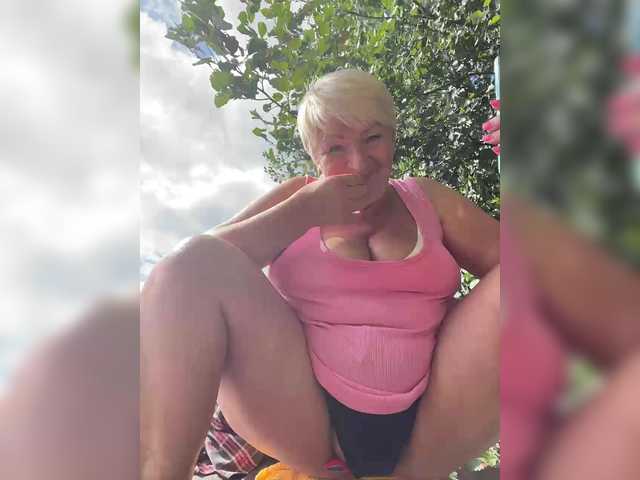 в попе у laura-milf