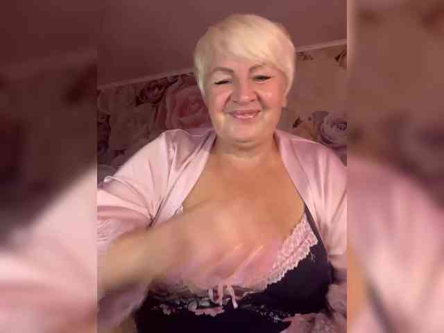 Laura-milf webcam