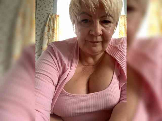 Laura-milf webcam