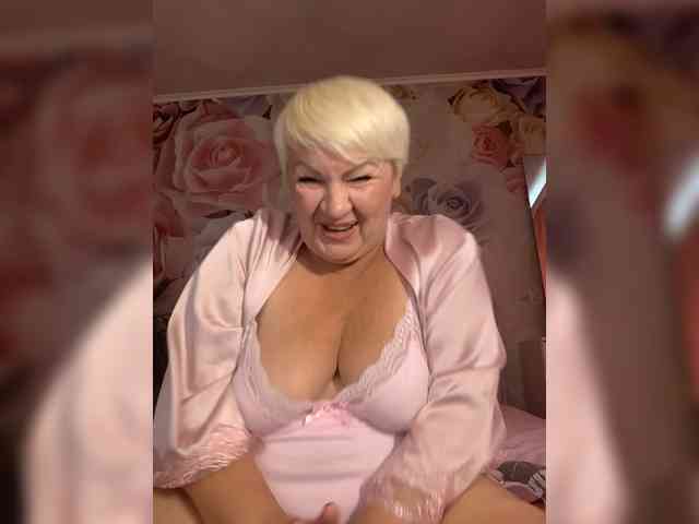 Laura-milf webcam