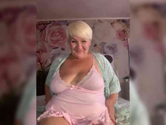 Laura-milf webcam