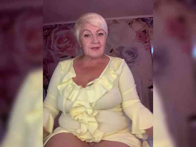 Laura-milf webcam