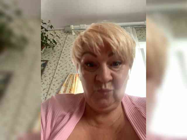 Laura-milf webcam