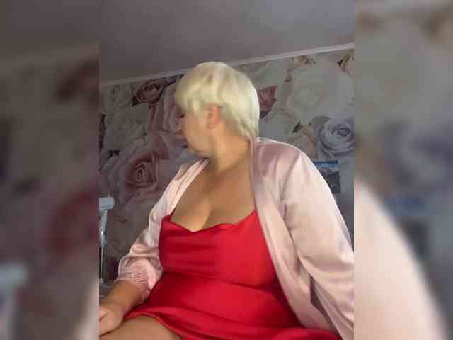 Laura-milf webcam