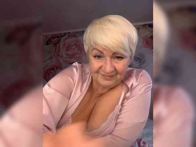 Laura-milf webcam