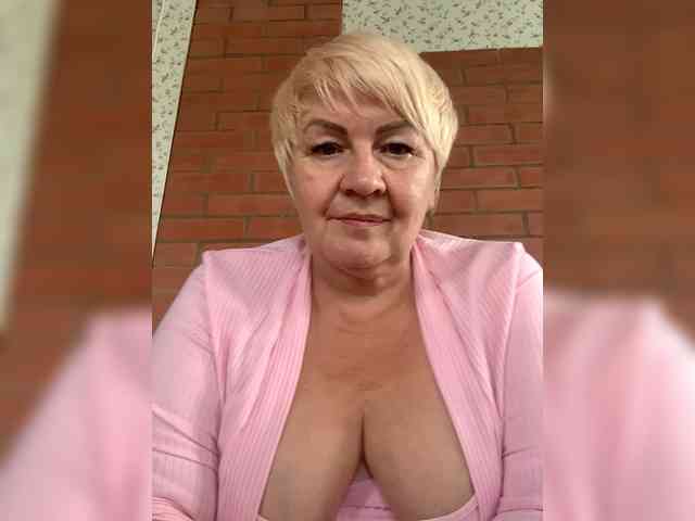 Laura-milf webcam