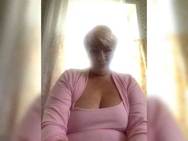 Laura-milf webcam