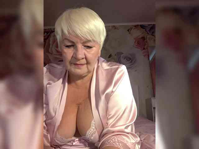 Laura-milf webcam
