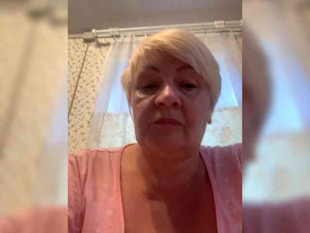Laura-milf webcam