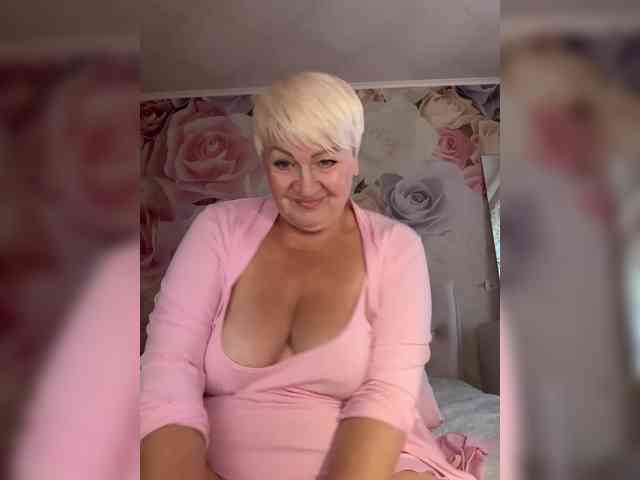Laura-milf webcam
