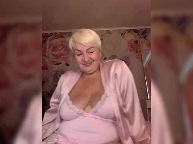 Laura-milf webcam