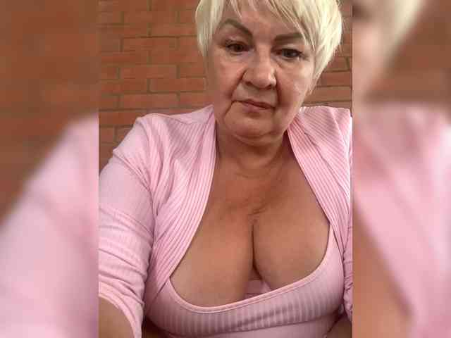Laura-milf webcam