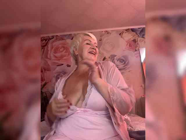 Laura-milf webcam