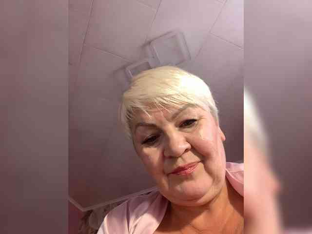 Laura-milf webcam