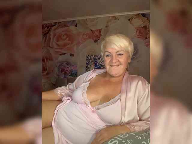 Laura-milf webcam