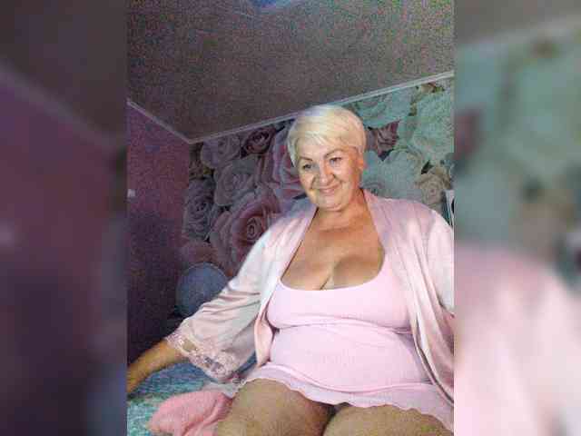 Laura-milf webcam
