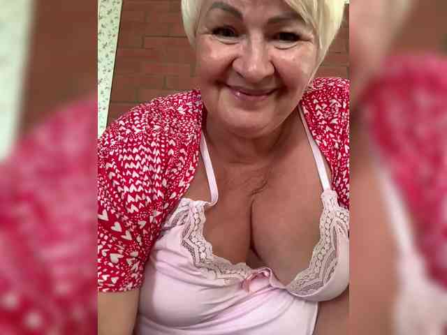 Laura-milf webcam