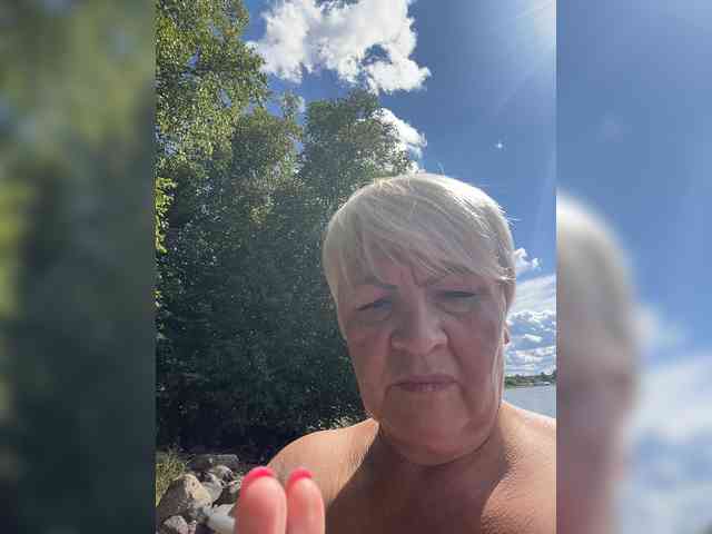 Model: Laura-milf