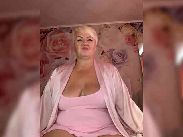 Laura-milf webcam
