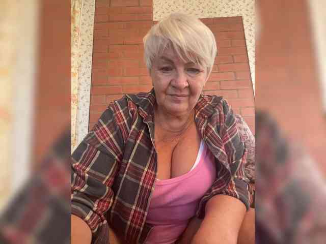 Laura-milf webcam