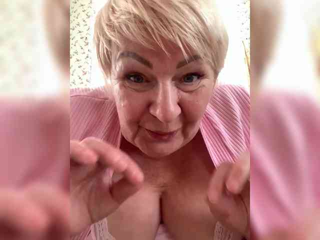 Laura-milf webcam