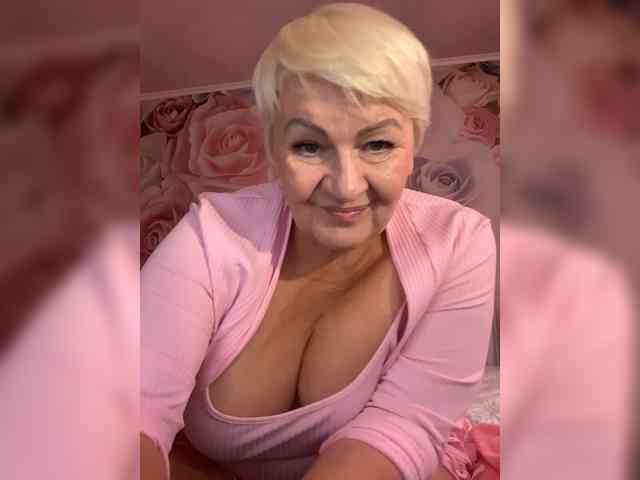Laura-milf webcam