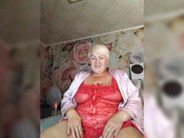 Laura-milf webcam
